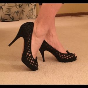 Aldo Satin and Leather woven black heels.